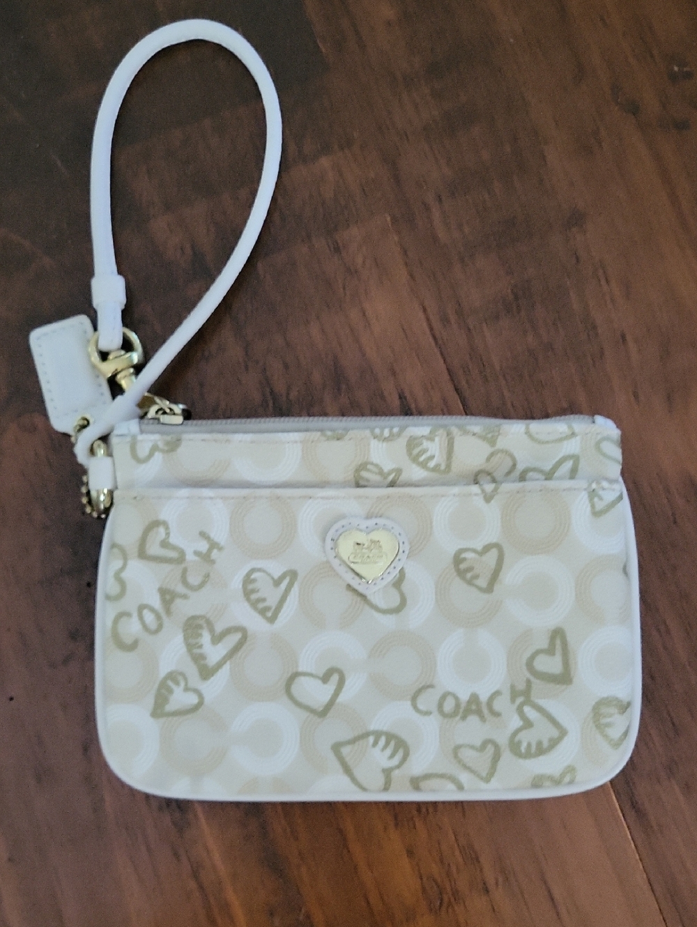 Coach Signature Waverly Hearts Wristlet - Cream/Khaki/Gold